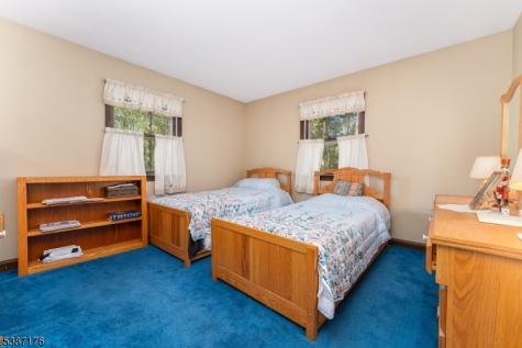 82 Hickory Corner Road Alexandria NJ 08848