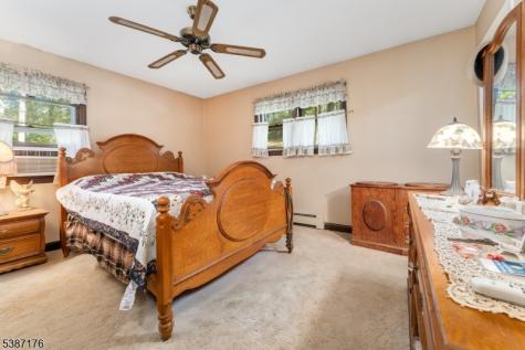 82 Hickory Corner Road Alexandria NJ 08848