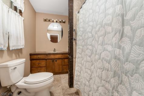 82 Hickory Corner Road Alexandria NJ 08848