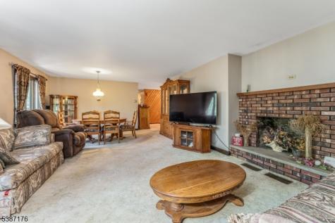 82 Hickory Corner Road Alexandria NJ 08848