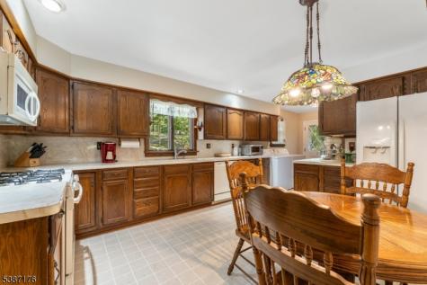 82 Hickory Corner Road Alexandria NJ 08848