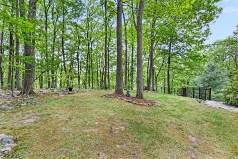 32 Saint Bernards Road Rockaway NJ 07885