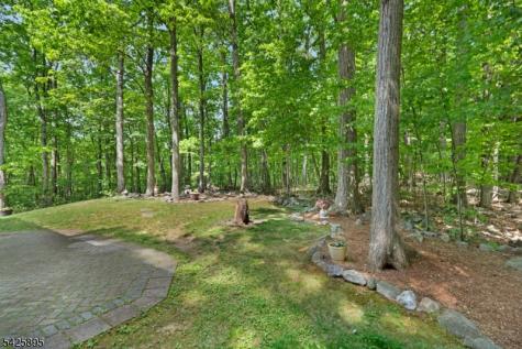 32 Saint Bernards Road Rockaway NJ 07885