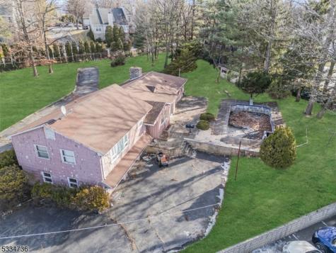 1 Blueberry Bend West Orange NJ 07052