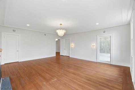 207 Union Street Montclair NJ 07042