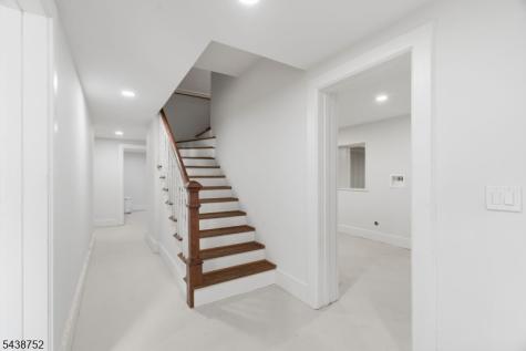 207 Union Street Montclair NJ 07042