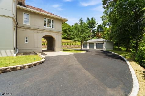 207 Union Street Montclair NJ 07042