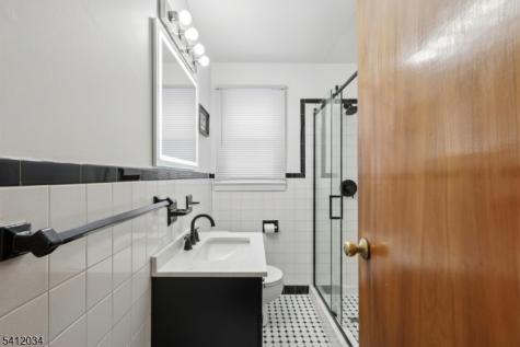 86 Kakeout Road Butler NJ 07405