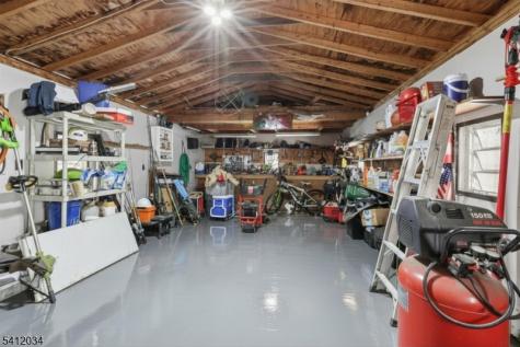 86 Kakeout Road Butler NJ 07405