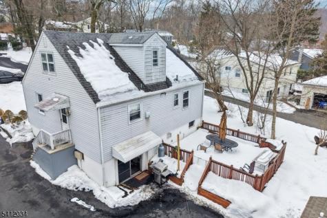 86 Kakeout Road Butler NJ 07405