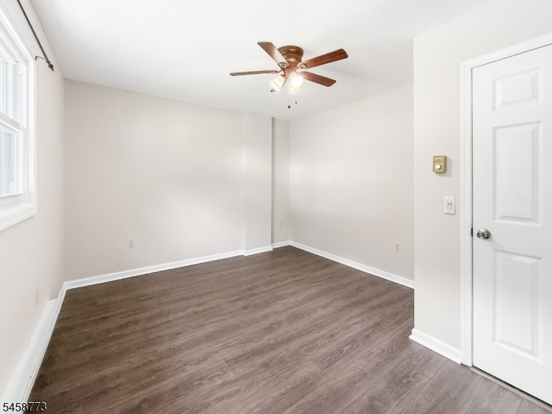 26 Kynor Avenue Hopatcong NJ 07874