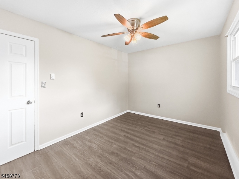 26 Kynor Avenue Hopatcong NJ 07874