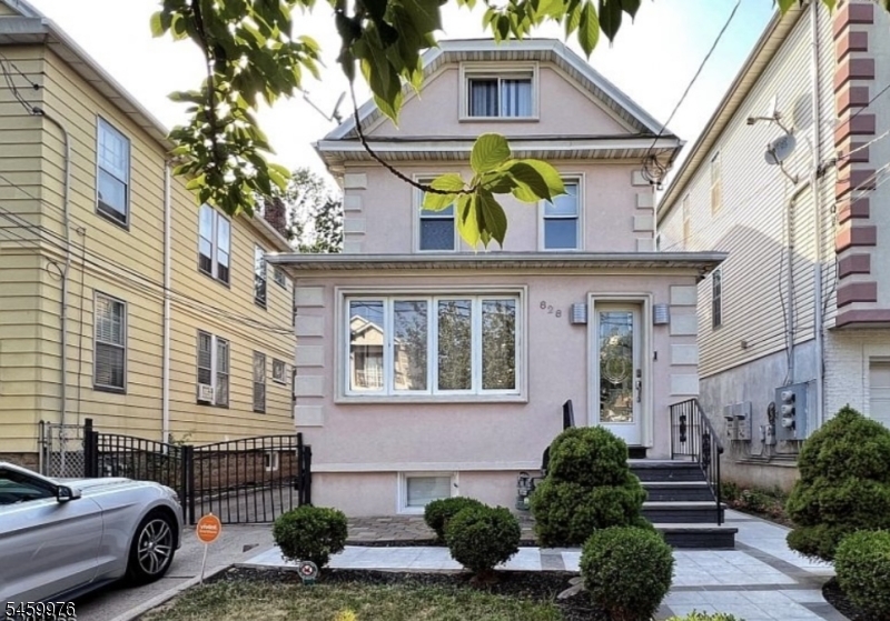 828 Van Buren Avenue Elizabeth NJ 07201