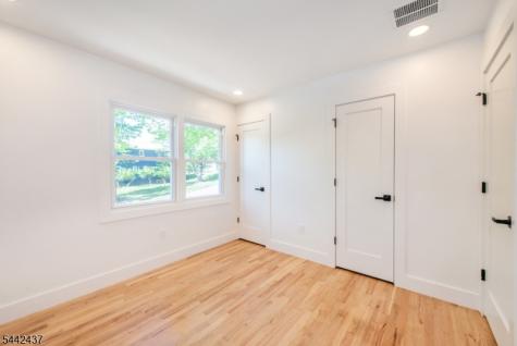 13 Arverne Road West Orange NJ 07052