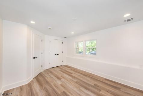 13 Arverne Road West Orange NJ 07052
