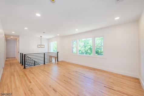 13 Arverne Road West Orange NJ 07052
