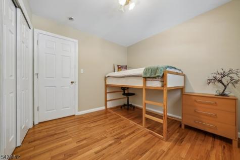 50 Newbrook Lane Springfield NJ 07081