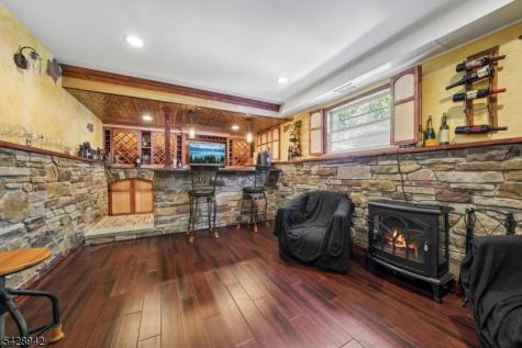 50 Newbrook Lane Springfield NJ 07081
