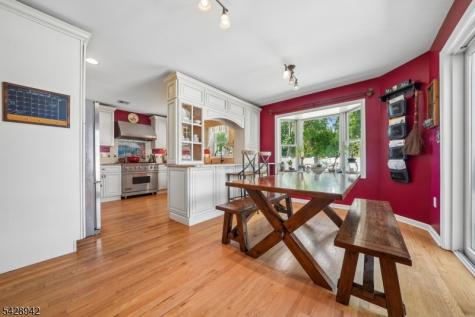 50 Newbrook Lane Springfield NJ 07081
