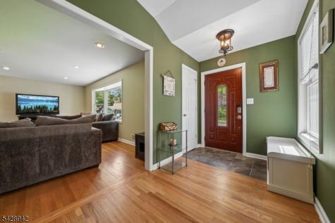 50 Newbrook Lane Springfield NJ 07081