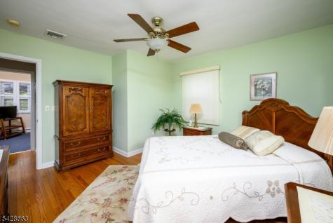 214 Berthold Avenue Rahway NJ 07065