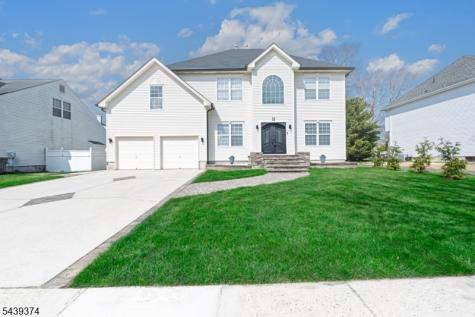 11 Chancellor Park Drive Hamilton NJ 08330