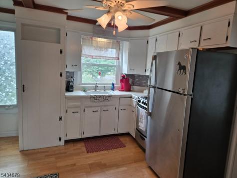 9 Broad Street Flemington NJ 08822