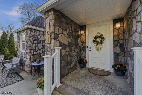 101 Pitney Road Hopatcong NJ 07821