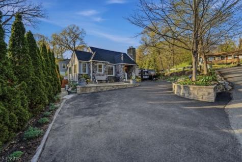 101 Pitney Road Hopatcong NJ 07821