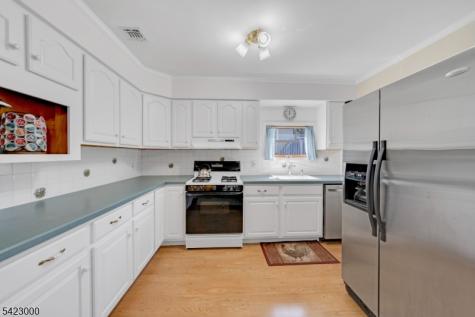 58 Phyllis Road West Orange NJ 07052