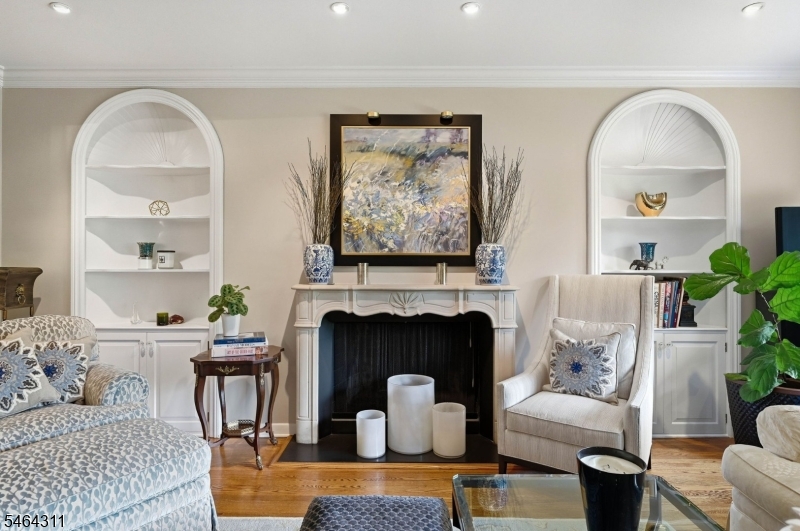 14 Indian Head Road Morris NJ 07960