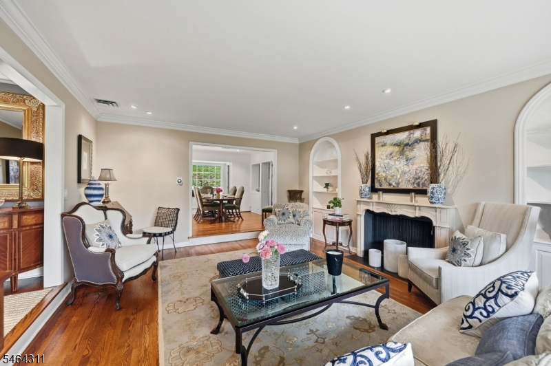 14 Indian Head Road Morris NJ 07960