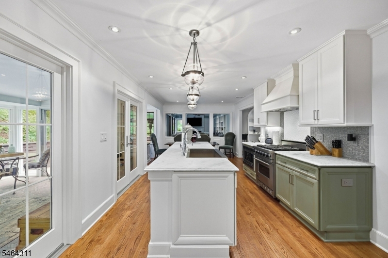 14 Indian Head Road Morris NJ 07960