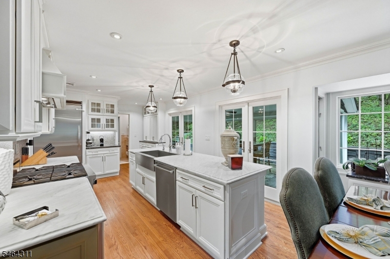 14 Indian Head Road Morris NJ 07960