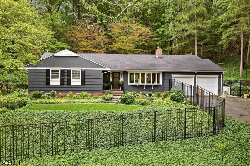 14 Indian Head Road Morris NJ 07960