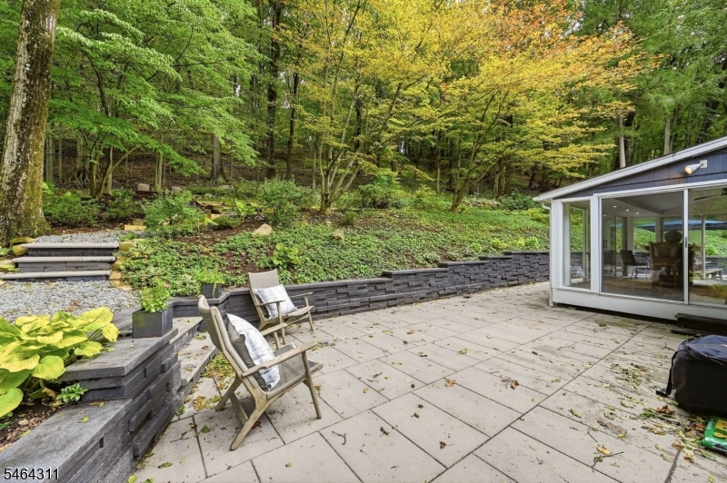 14 Indian Head Road Morris NJ 07960
