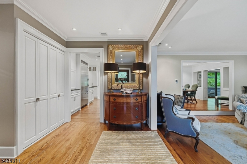 14 Indian Head Road Morris NJ 07960