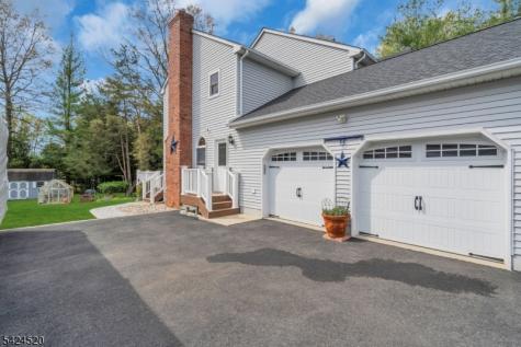 17 Revere Street Bridgewater NJ 08807