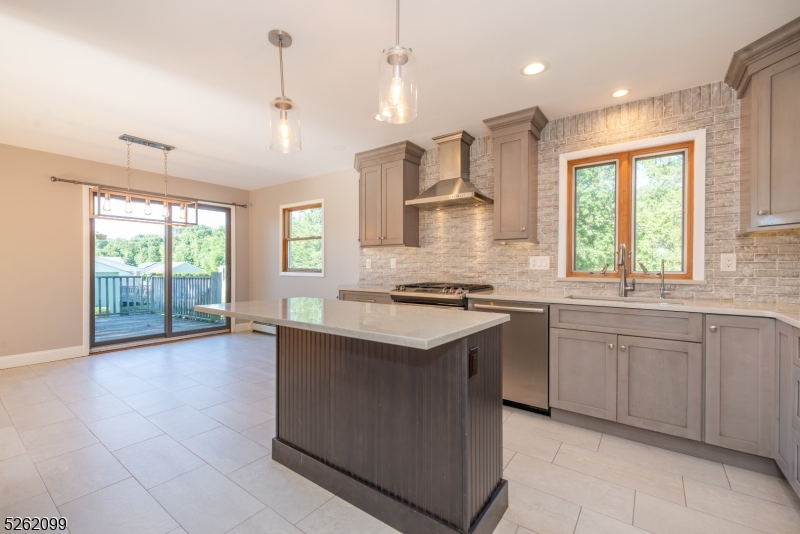 156 Overlook Avenue East Hanover NJ 07936