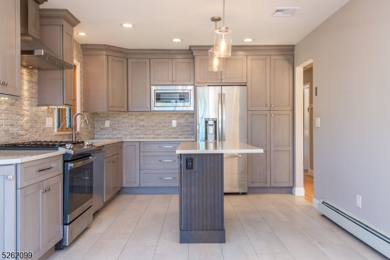 156 Overlook Avenue East Hanover NJ 07936