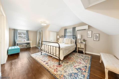 19 Robertson Road West Orange NJ 07052