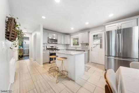 19 Robertson Road West Orange NJ 07052