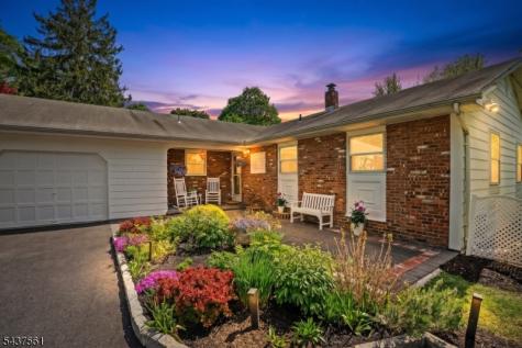 4 Hillcrest Avenue Mendham NJ 07945