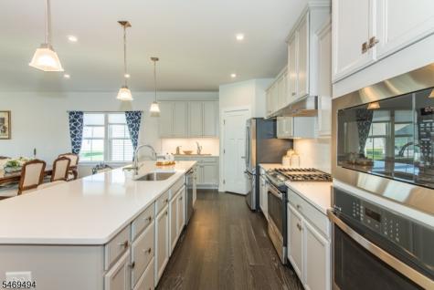 12 Mountain View Lane Mansfield NJ 07865