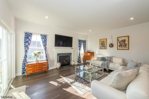 12 Mountain View Lane Mansfield NJ 07865