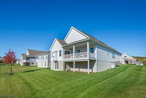 12 Mountain View Lane Mansfield NJ 07865
