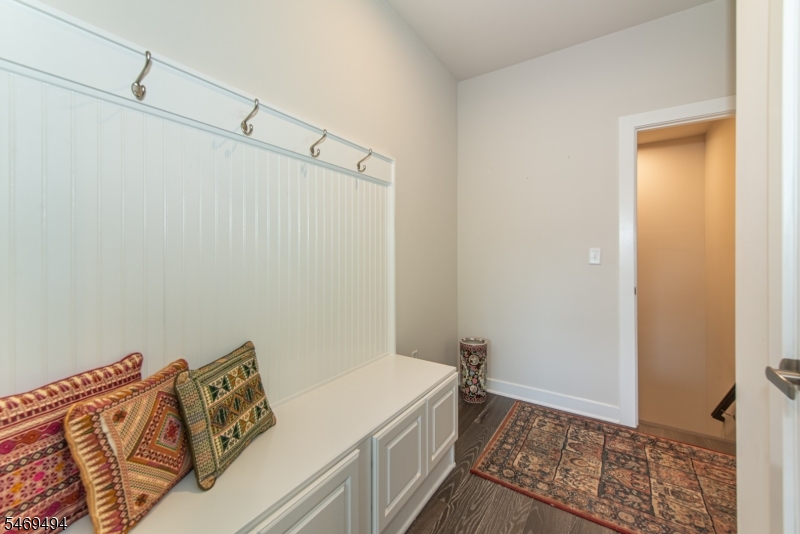 12 Mountain View Lane Mansfield NJ 07865