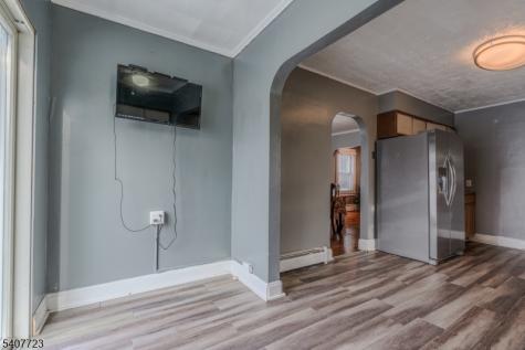 134 Stanton Street Rahway NJ 07065