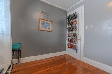 134 Stanton Street Rahway NJ 07065