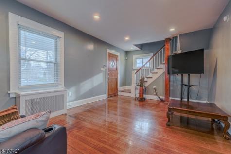 134 Stanton Street Rahway NJ 07065